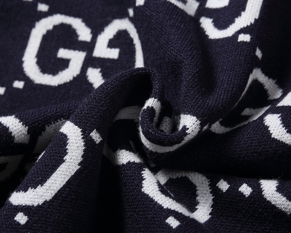 ブランドセーター着用イメージ